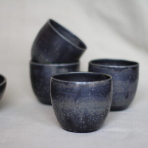cerámica artesanal hecha a mano en madrid, vajilla, vaso, cafe